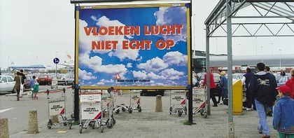 Billboard bij Schiphol.